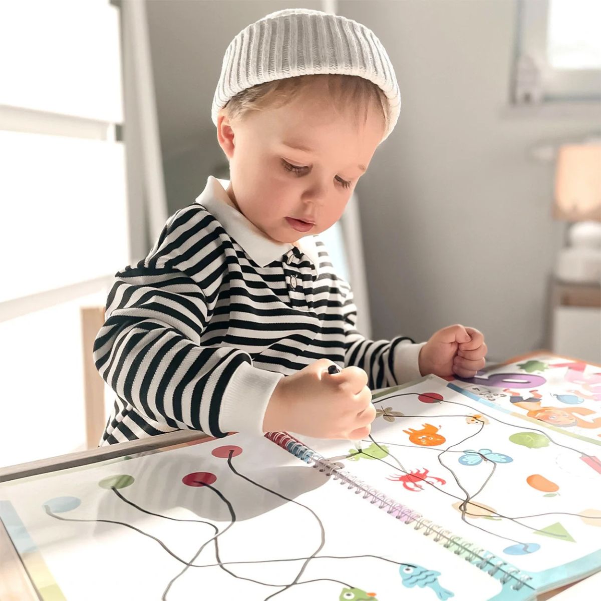 Curious Child Colors | Piši-briši zvezek za učenje pisanja (64 strani, 2+ leta)