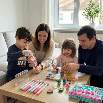 Pisalni Studio: Ustvari svoja unikatna pisala | Kreativni 21 delni set za otroke 4+