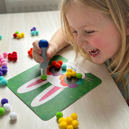 TOPSELLER BUNDLE: Magic Water Squishies & Pom Pom Kit
