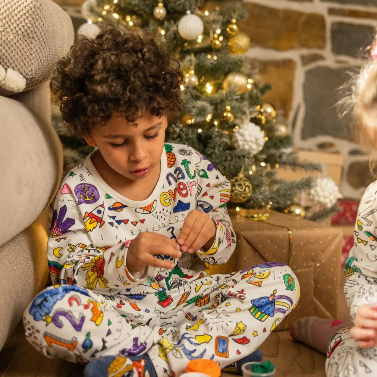 Dvodelna otroška pižama za pobarvati | Zima (4-8 let)